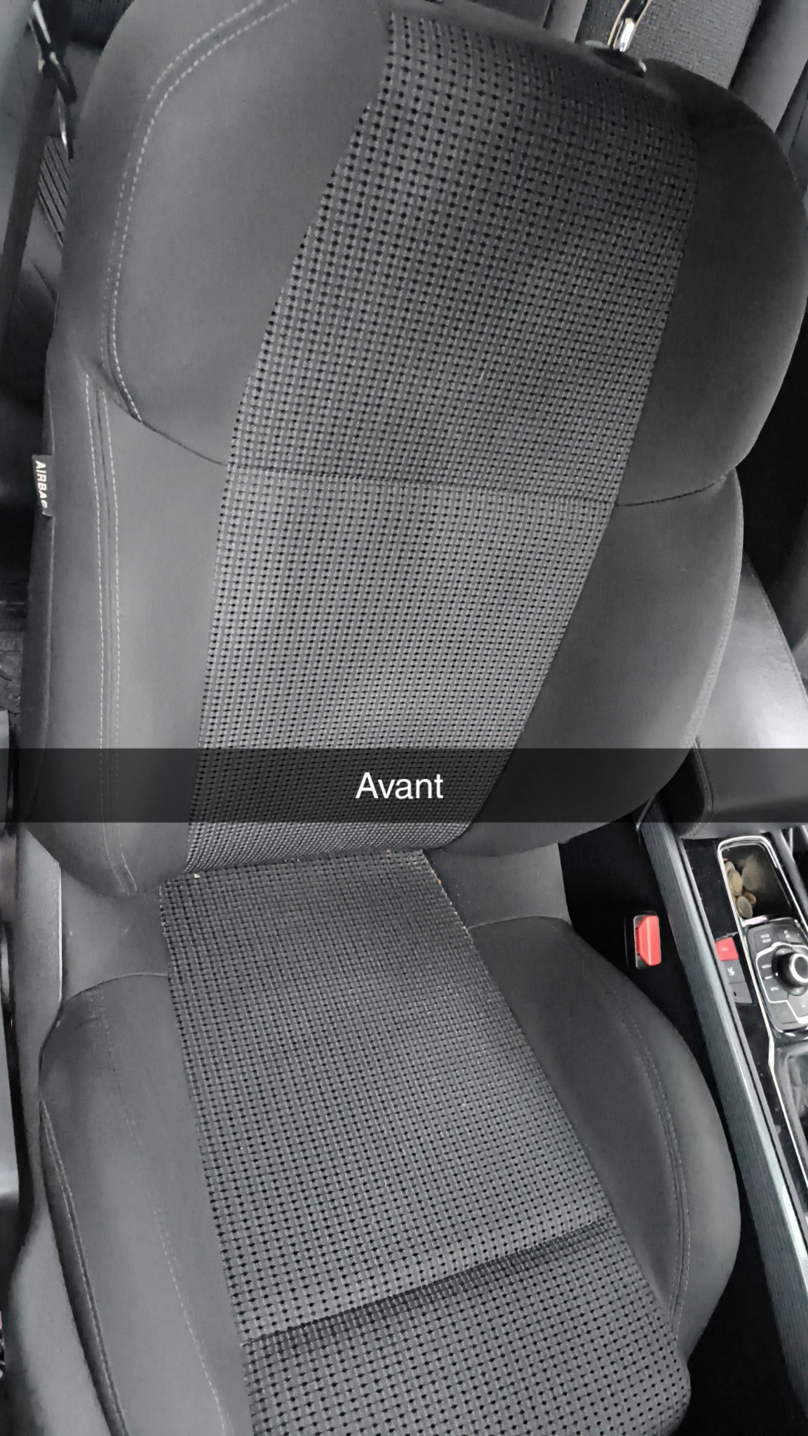 Après nettoyage siège voiture à Toulon - tissu propre et détaché